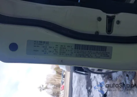 2018 Jeep Compass Limited 4X4 из США, поврежденный, VIN 3C4NJDCB2JT190458